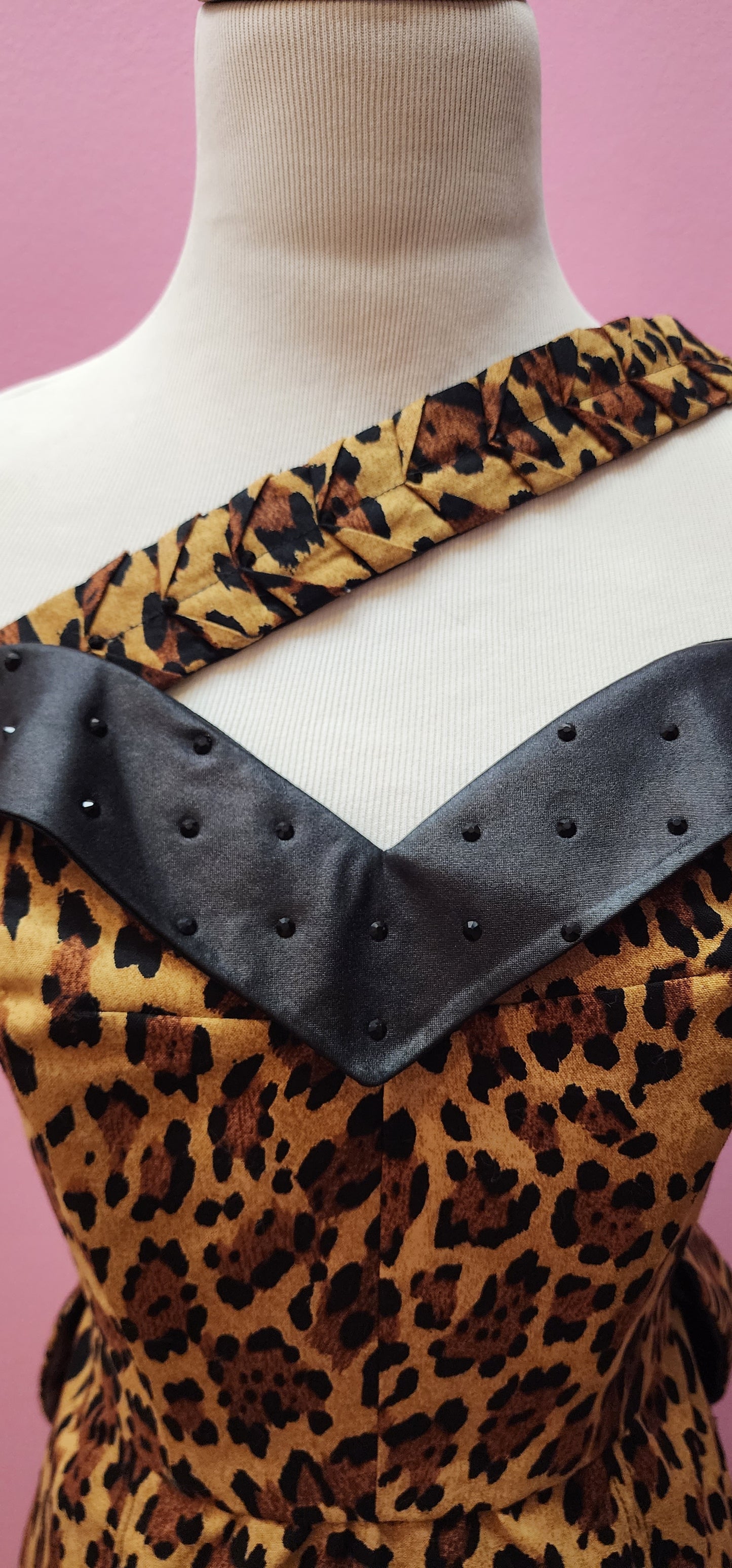 Leopard Print Wiggle Dress by Hollyville