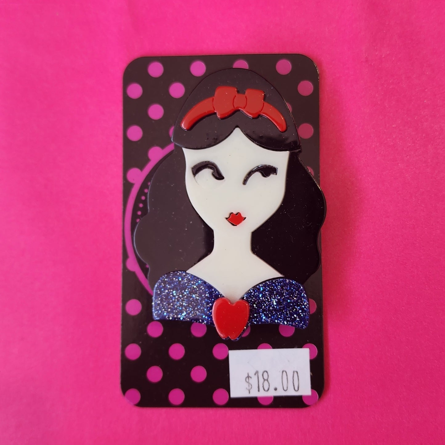 Snow White Resin Brooch