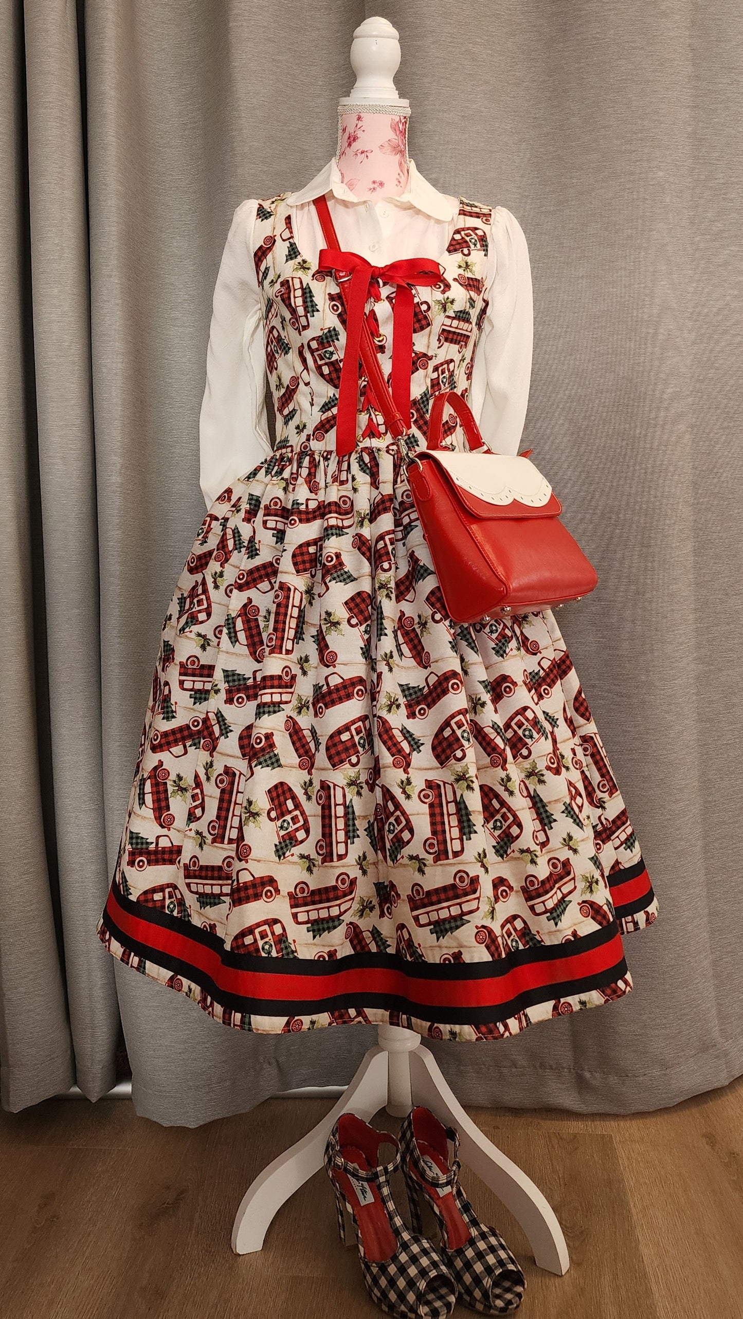 Novelty Volkswagen Camper Print Corset lace cotton vintage inspired dress in size Small.