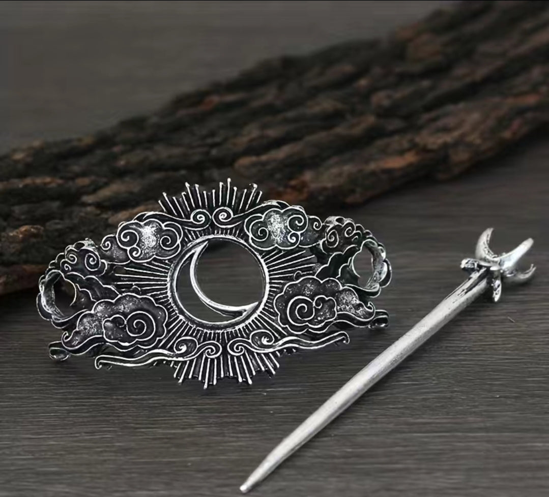 Moon Hair Slide