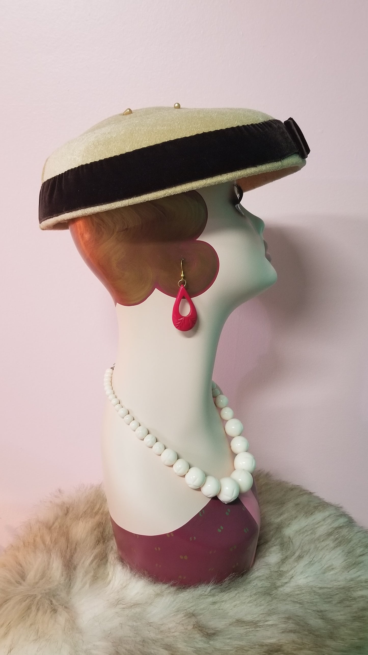 Vintage 1950's-60's Hat