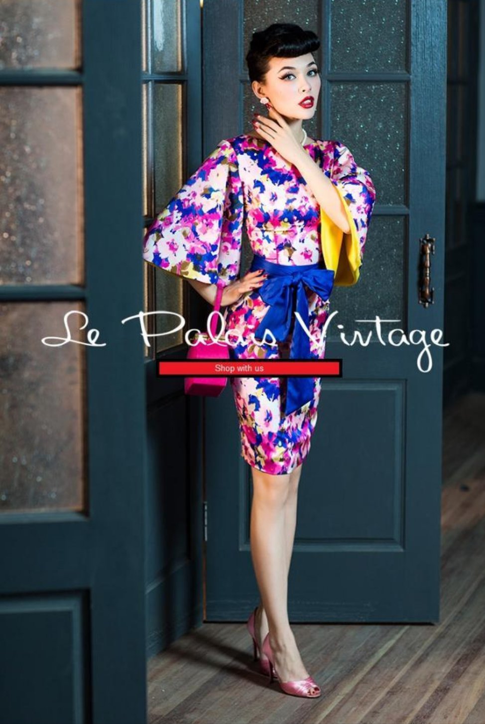 Floral Print Trumpet Sleeve Dress by Le Palais Vintage by Winny