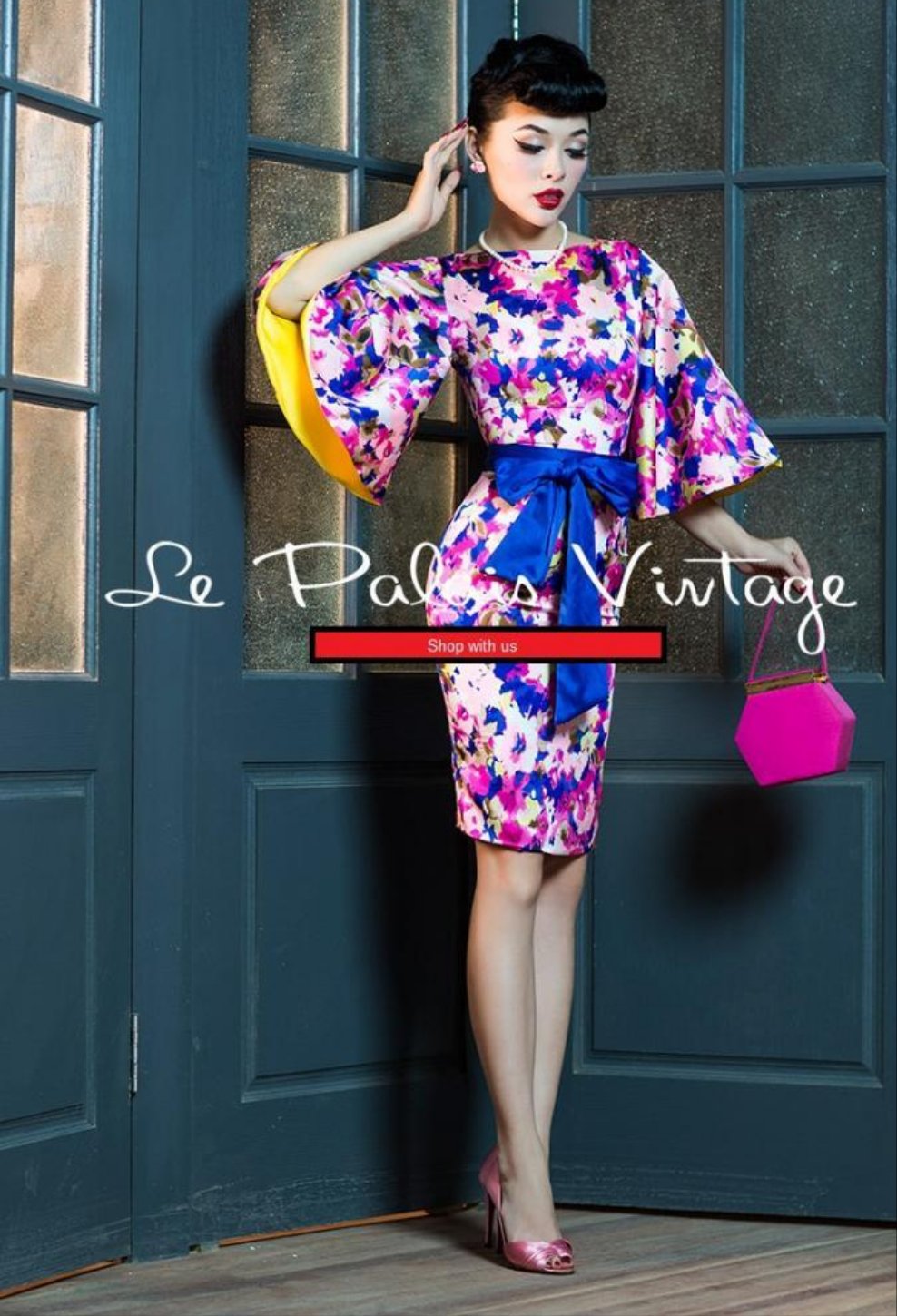 Floral Print Trumpet Sleeve Dress by Le Palais Vintage