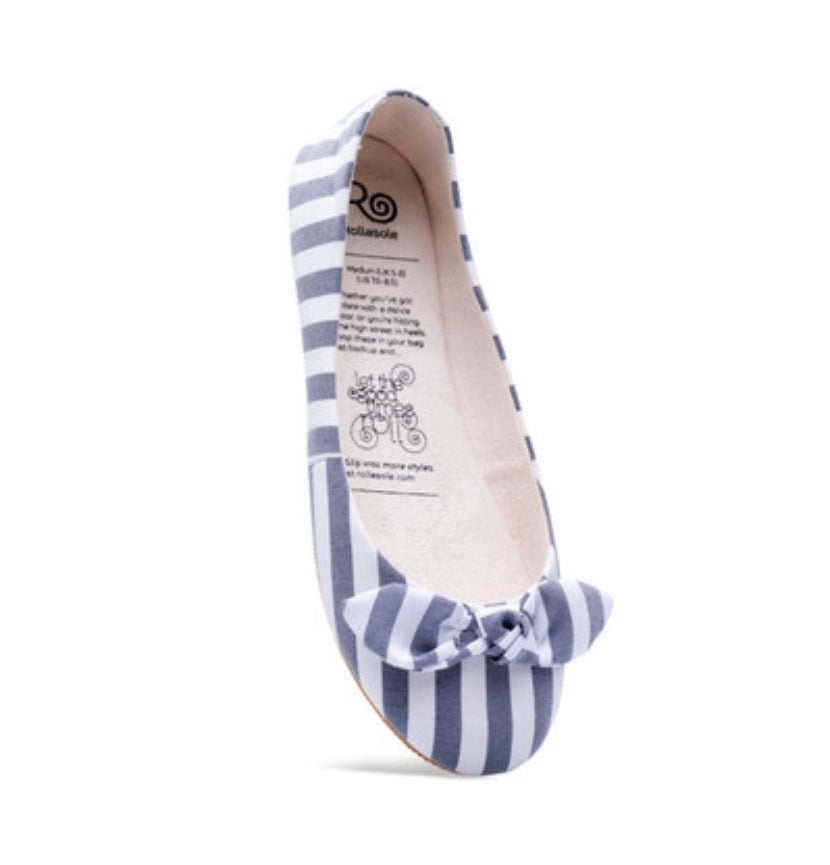 Smooth Sailing Shoes by Rollasole