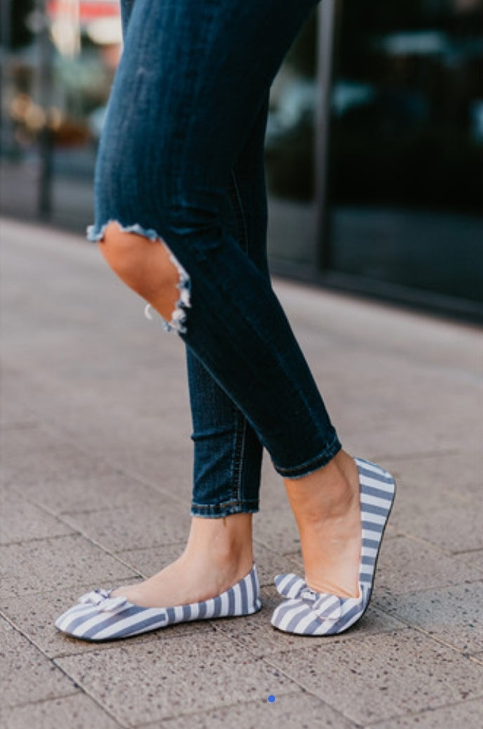 Smooth Sailing Shoes by Rollasole