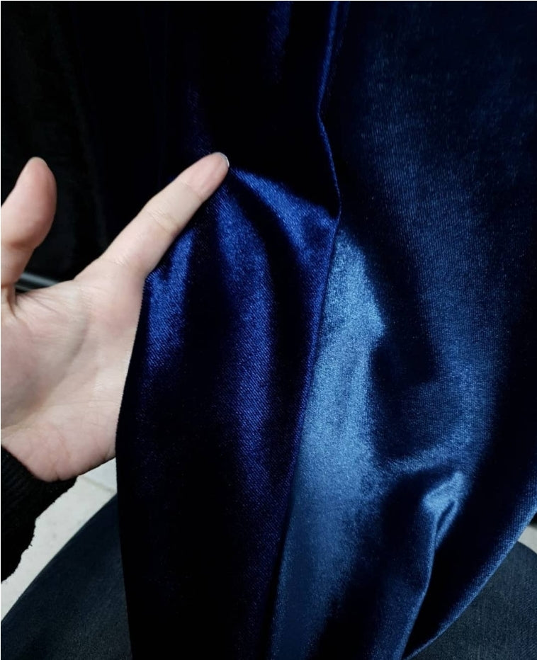 Dark Blue Velvet Hooded Elven Fantasy Cloak by Costurero Real