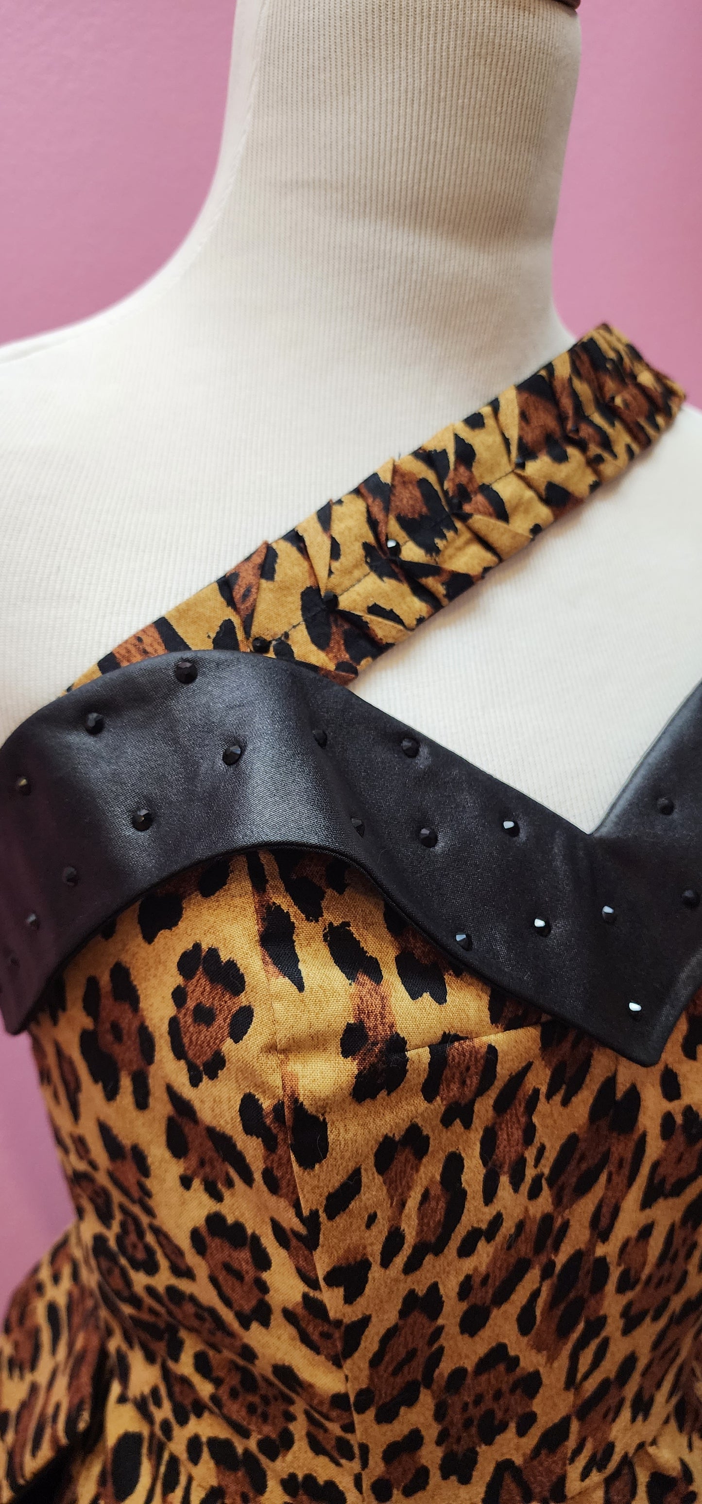 Leopard Print Wiggle Dress by Hollyville