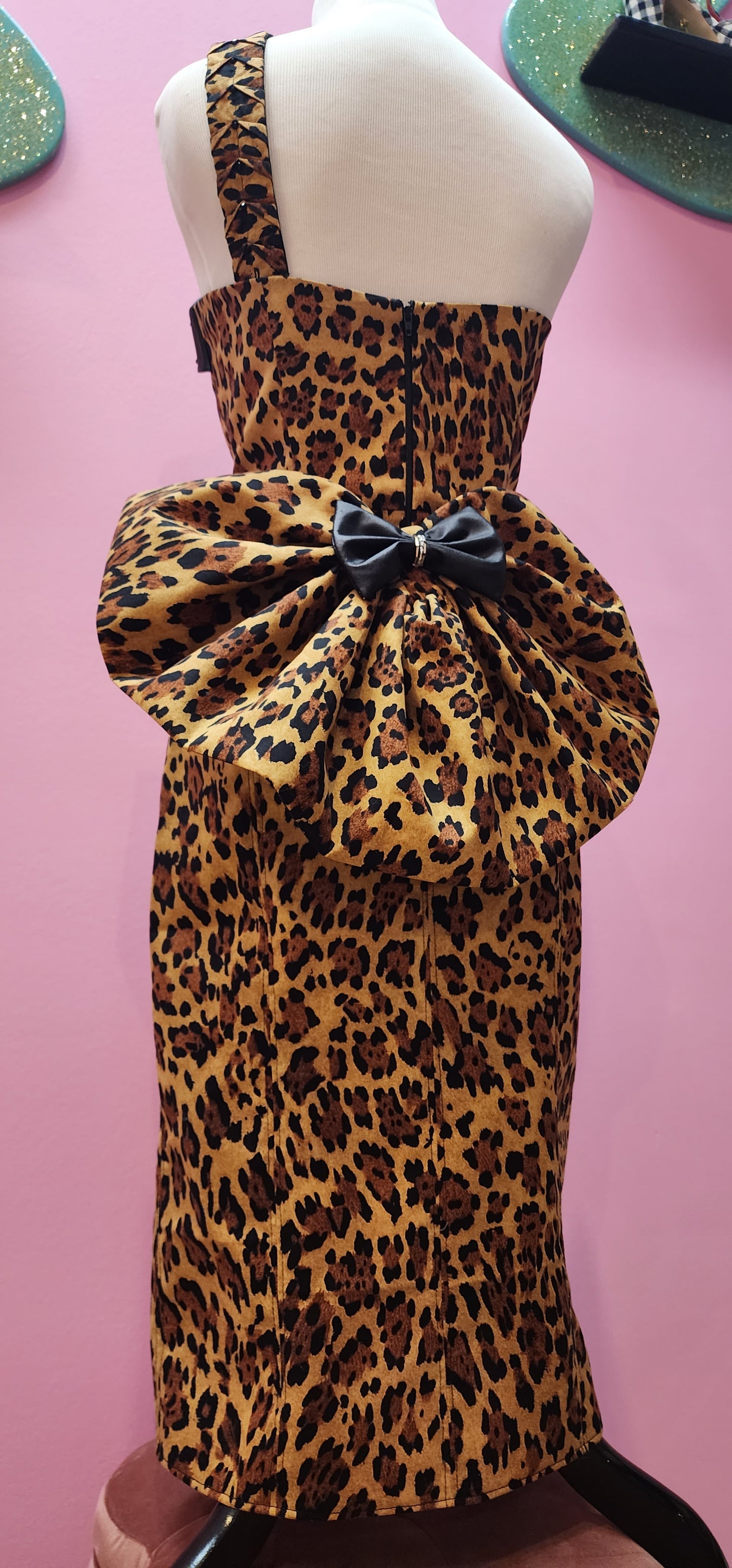 Leopard Print Wiggle Dress by Hollyville