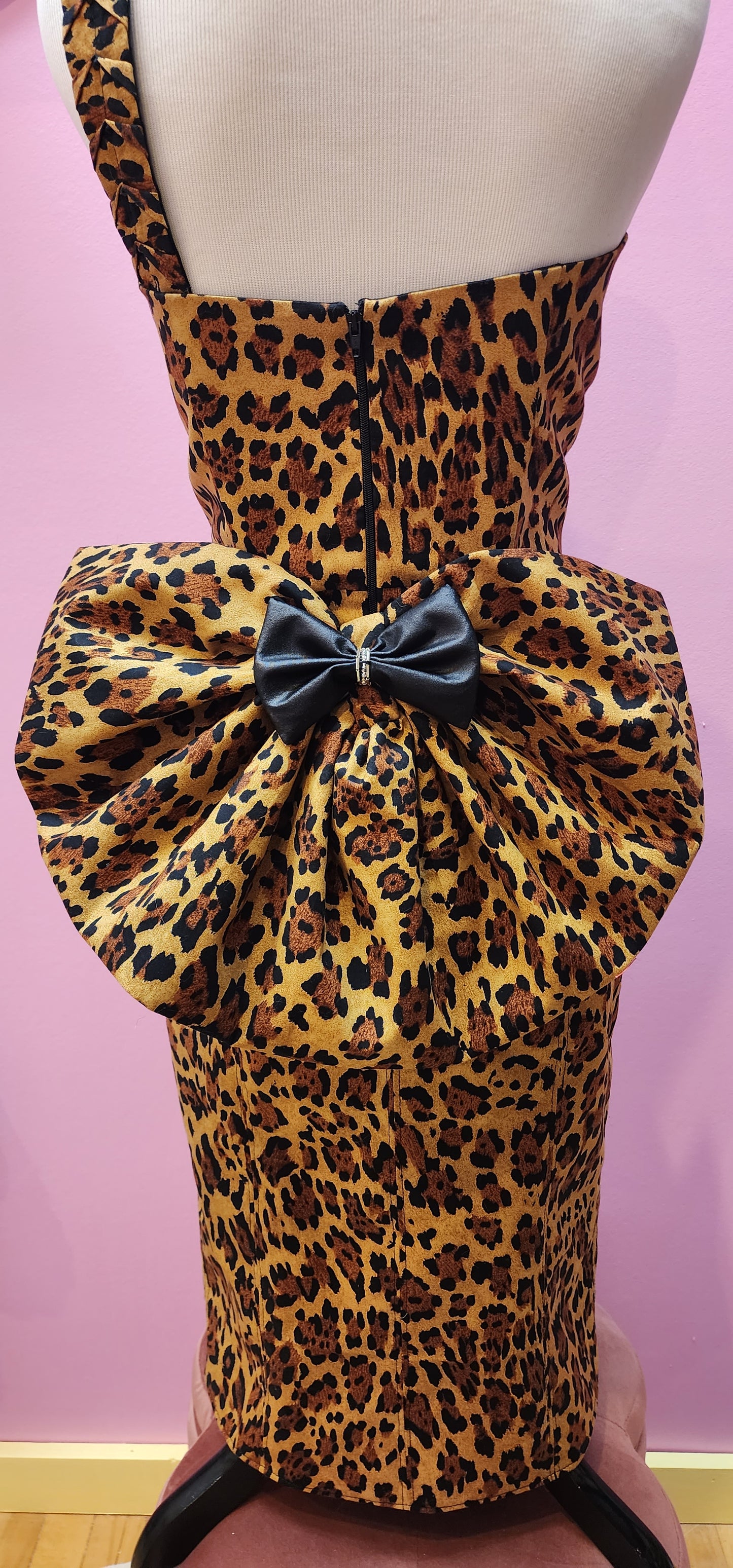 Leopard Print Wiggle Dress by Hollyville