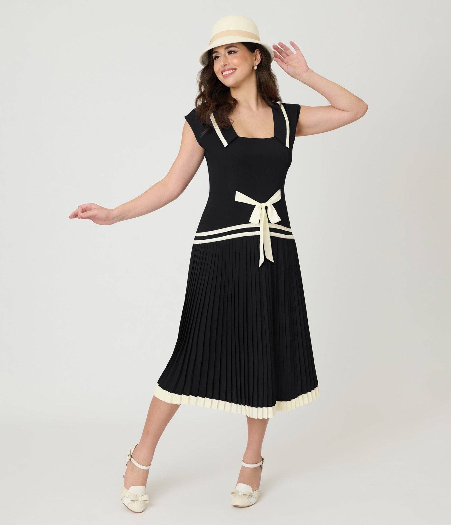 Unique Vintage - Unique Vintage Black Pleated Flapper Day Dress: L/12-14