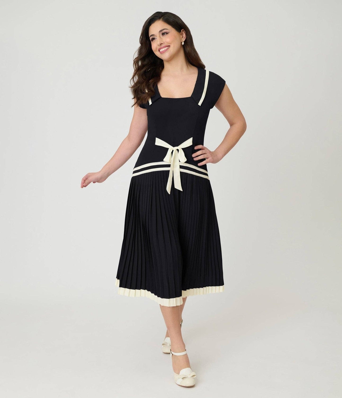 Unique Vintage - Unique Vintage Black Pleated Flapper Day Dress: L/12-14