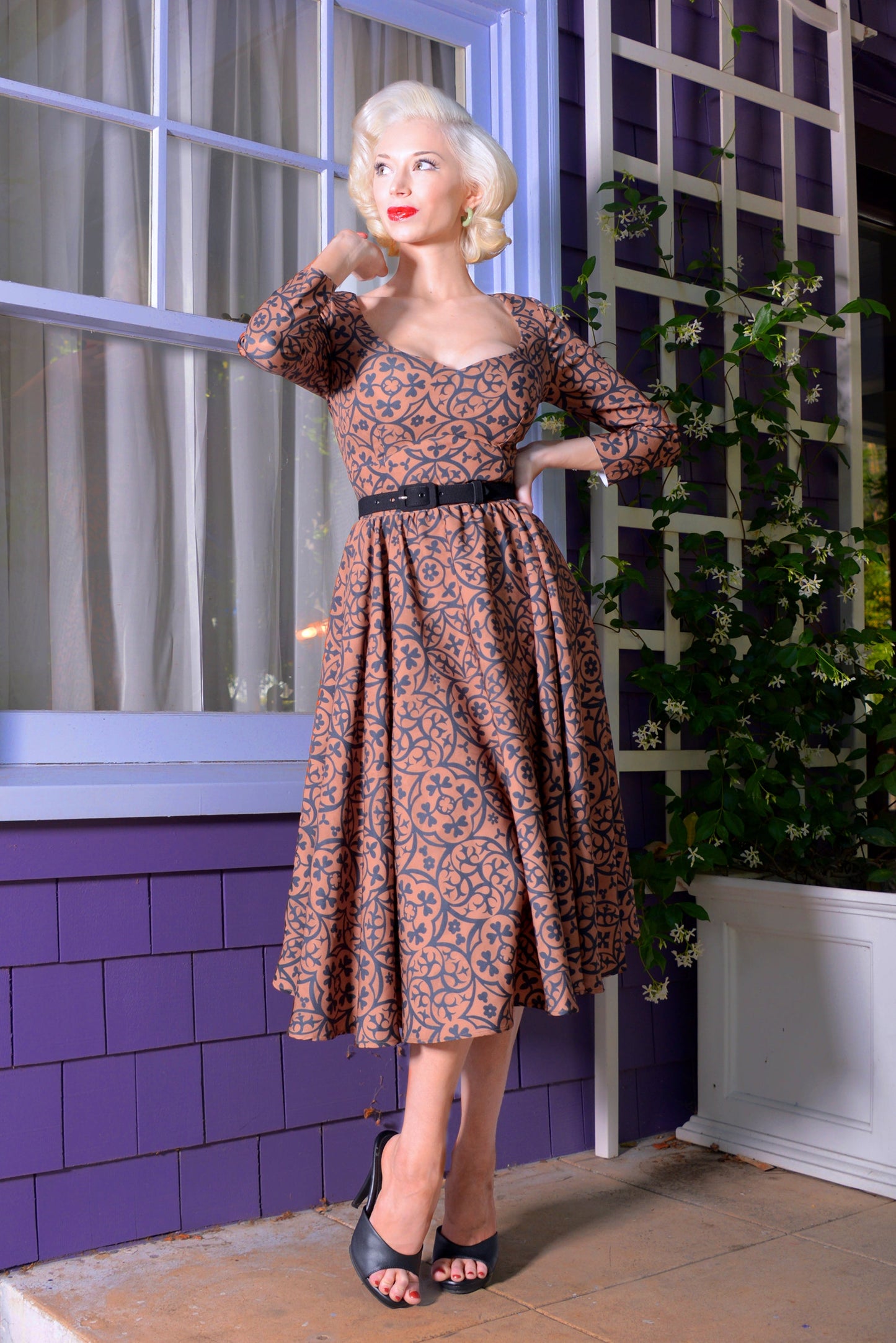 Priscilla Swing Dress in Gold and Black Medallions Print Stretch Twill | Laura Byrnes & Hope Johnstun