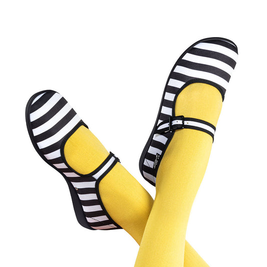 Black and white striped Mary Jane Flat Shoes 