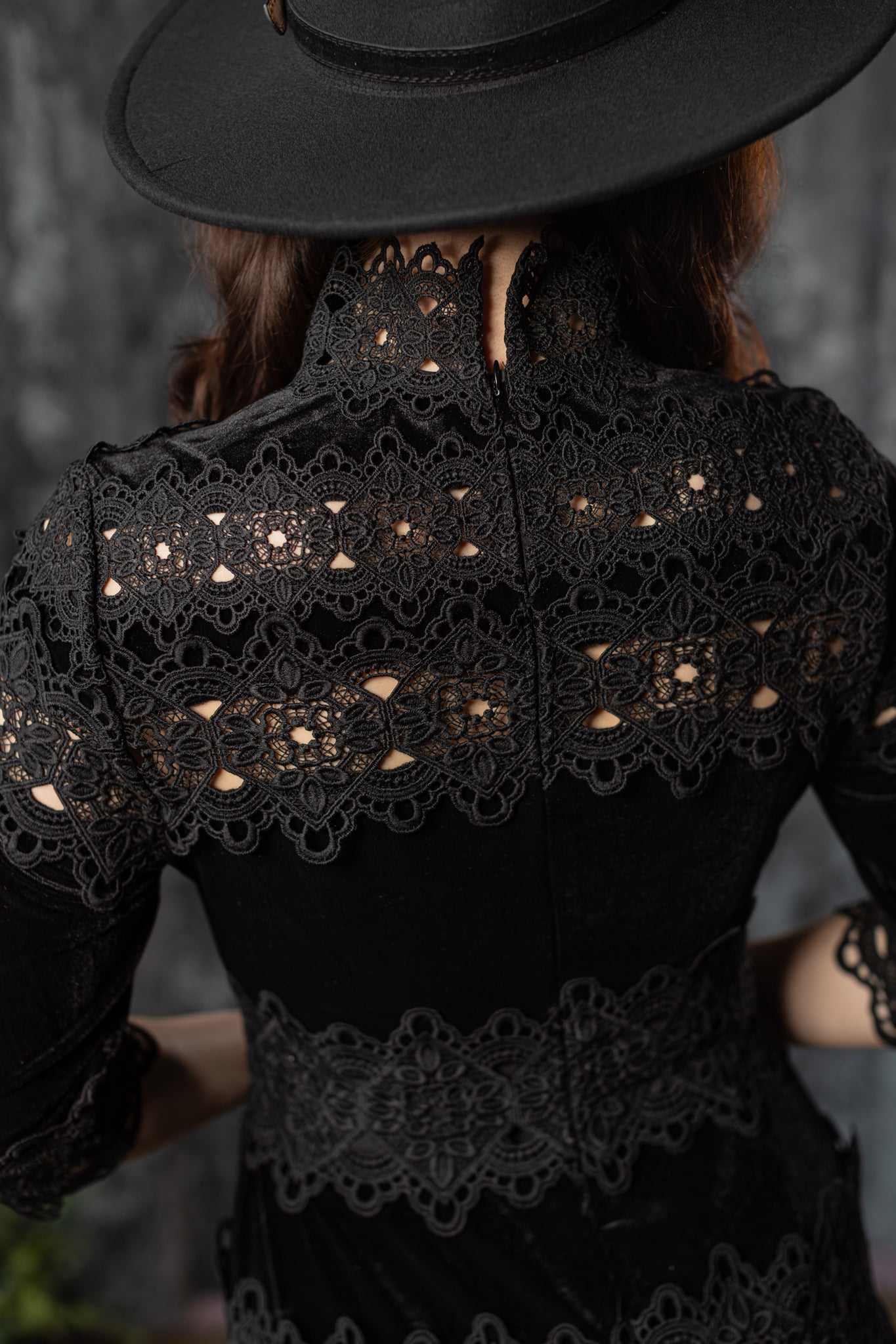 ELOWYN - Velvet and lace tiered maxi dress