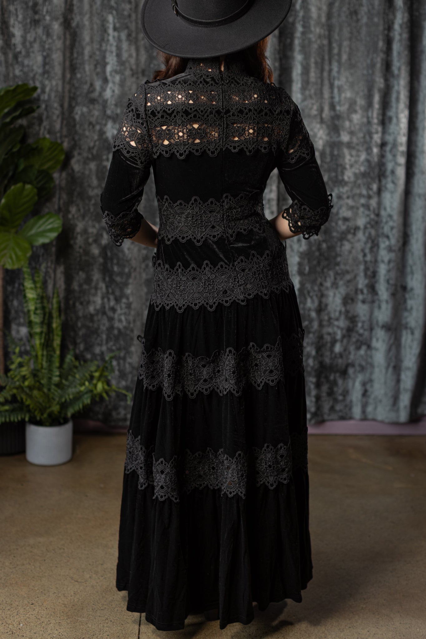 ELOWYN - Velvet and lace tiered maxi dress