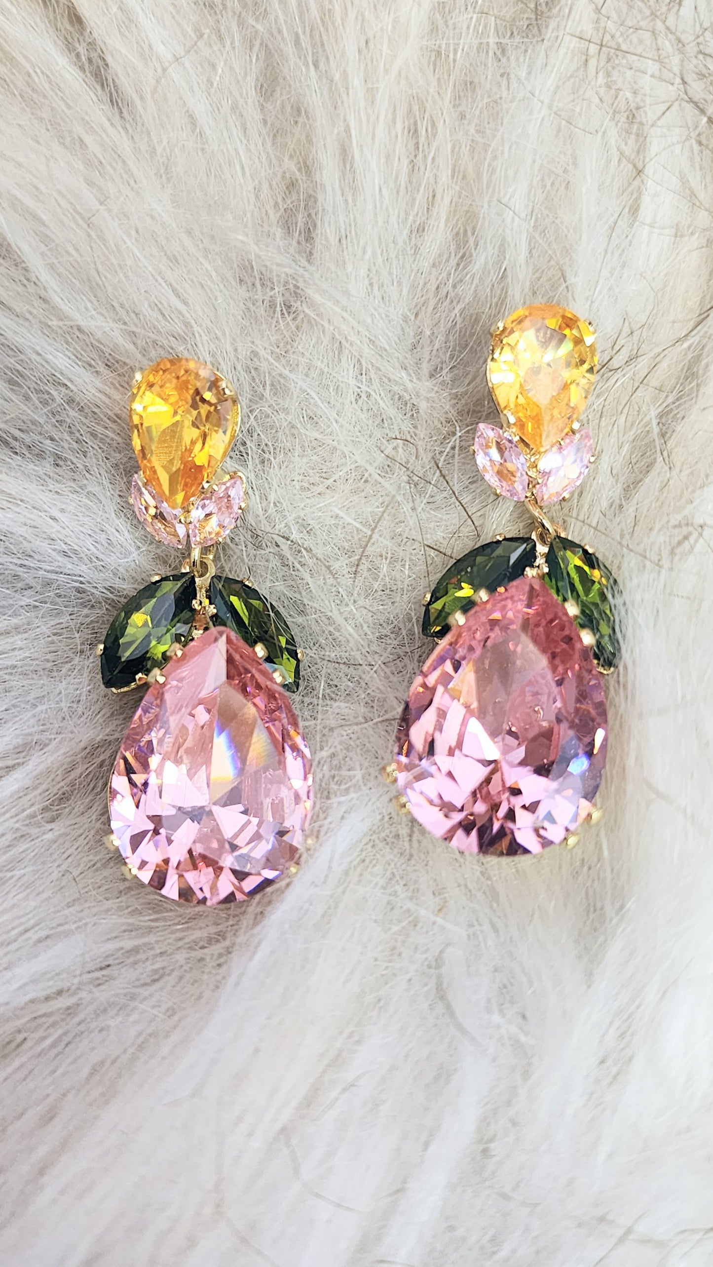Pastel Pink Floral Choker Necklace and Earrings Set