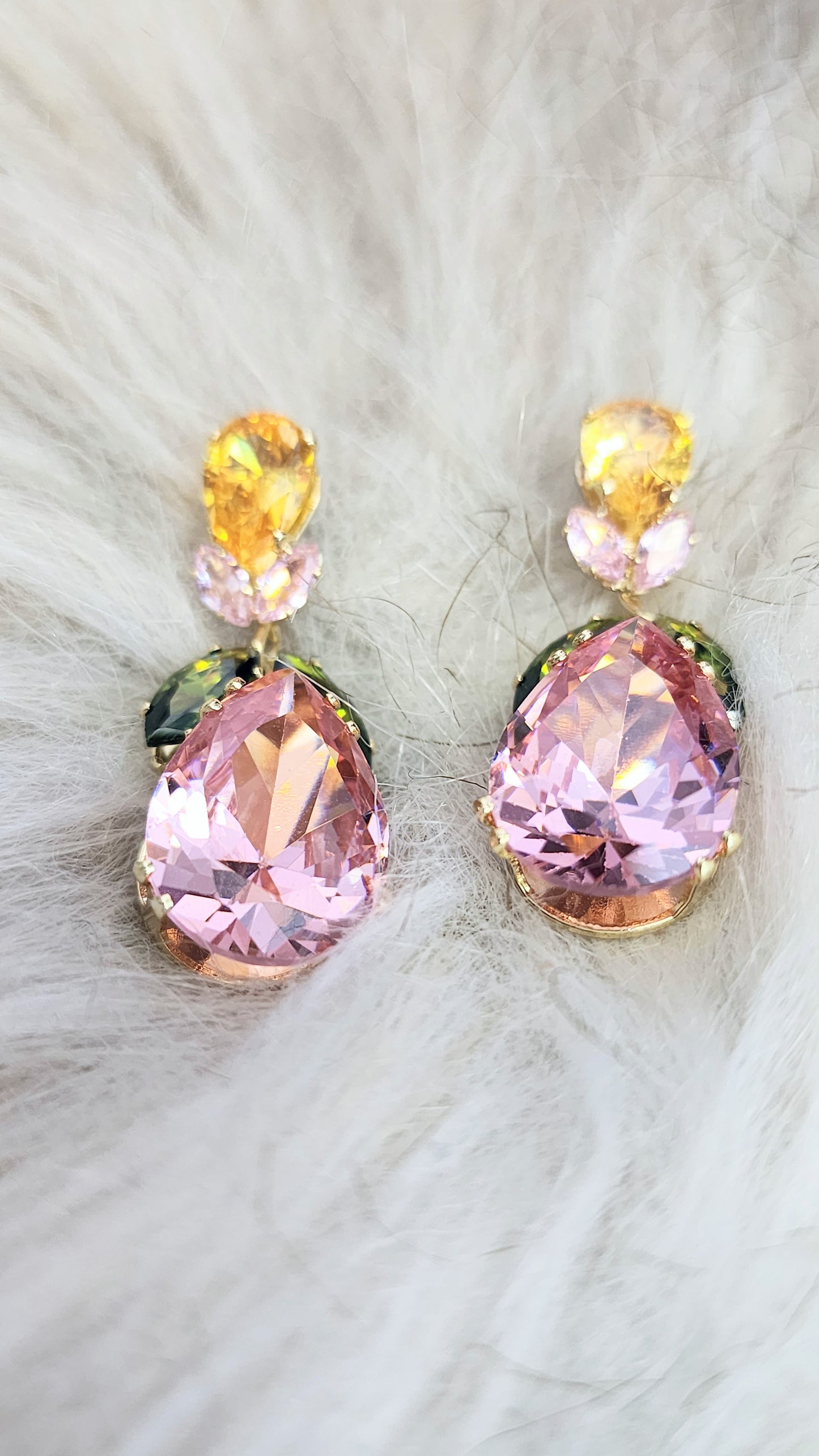 Pastel Pink Floral Choker Necklace and Earrings Set