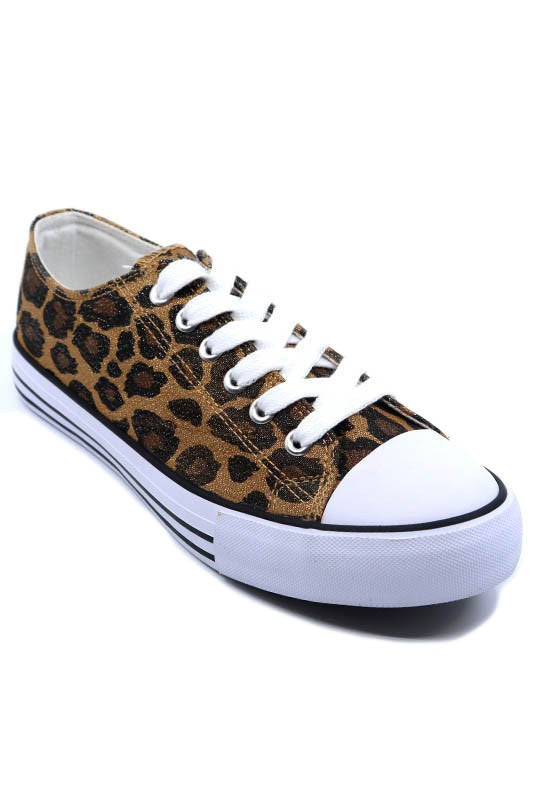 Leopard print canvas shoes