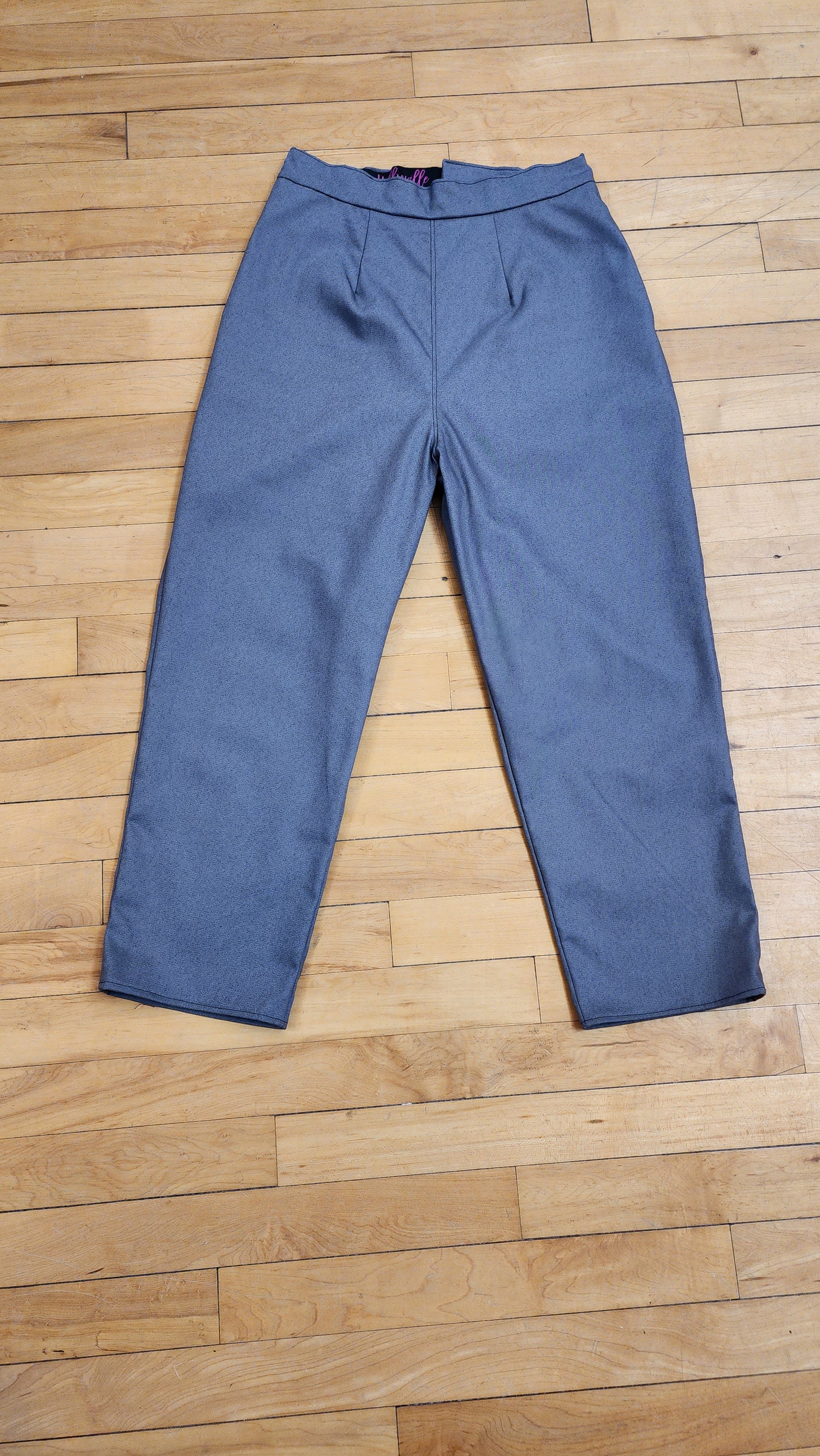 Grey Capris by Hollyville