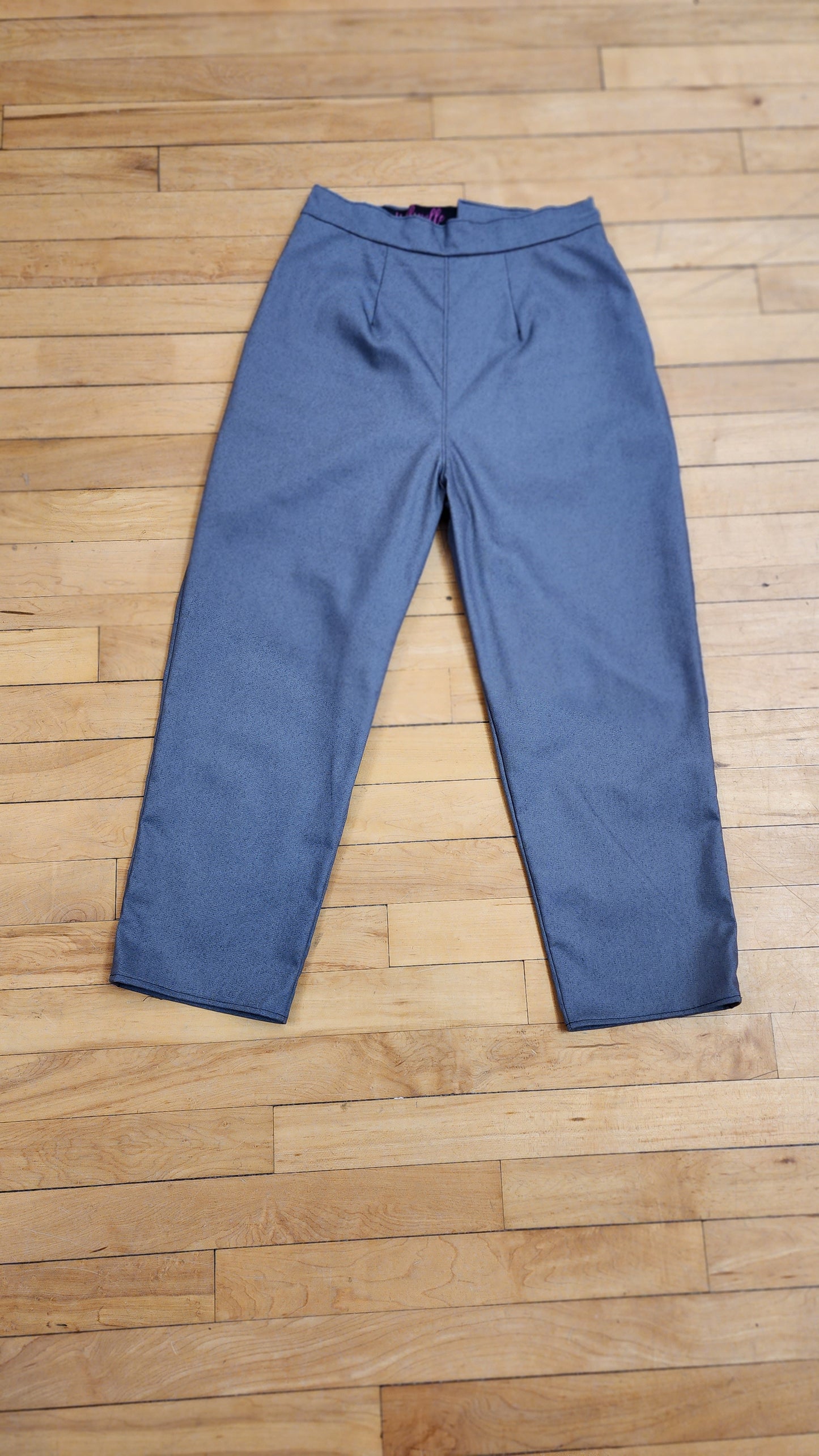 Grey Capris by Hollyville